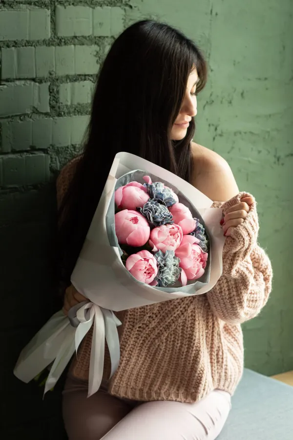 Дуобукет из пионов и гвоздик  №275