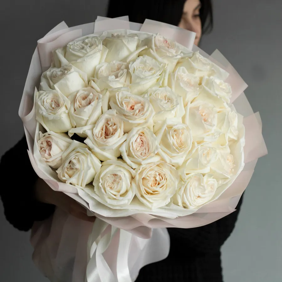 Монобукет пионовидных рох Вайт Охара 25 №402
