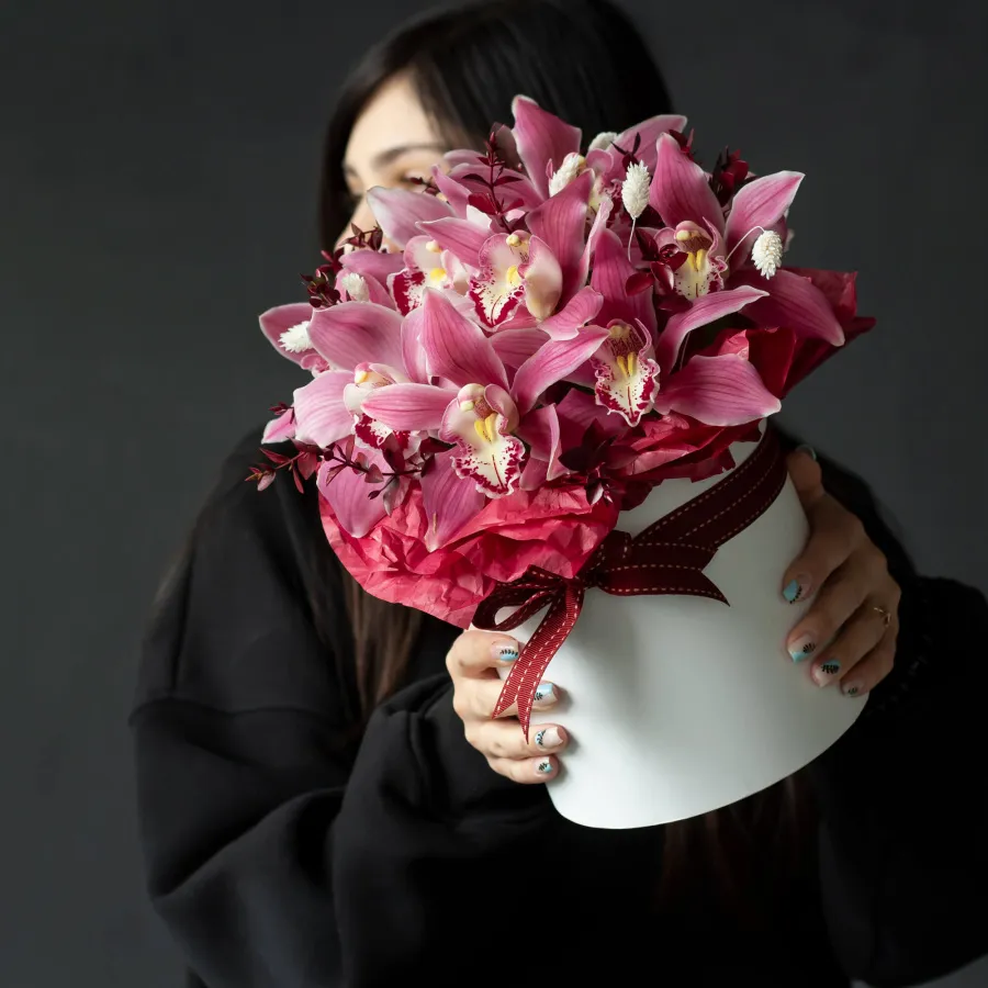 Авторская коробка из розовых орхидей  №876 Авторская коробка из розовых орхидей  №876