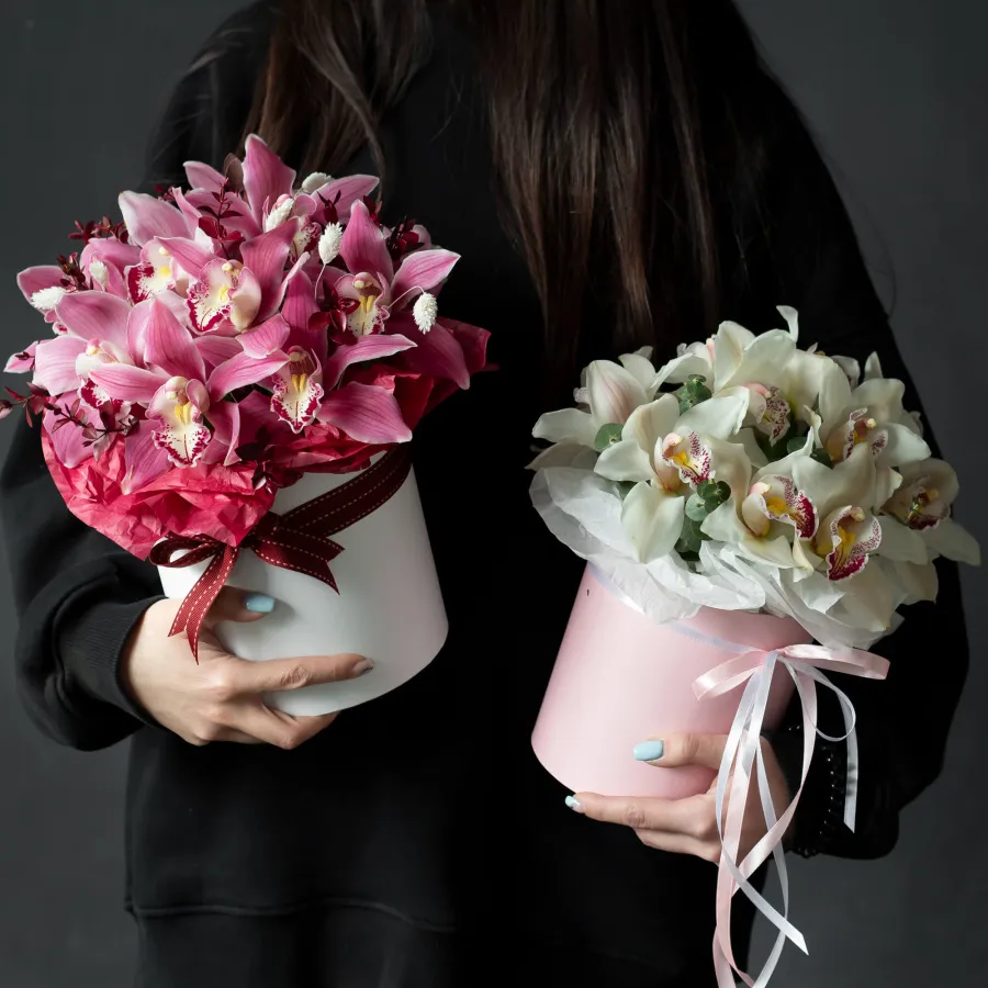 Авторская коробка из розовых орхидей  №876 Авторская коробка из розовых орхидей  №876