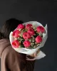 Дуобукет из 9 коралловых пионов и ромашек  №541