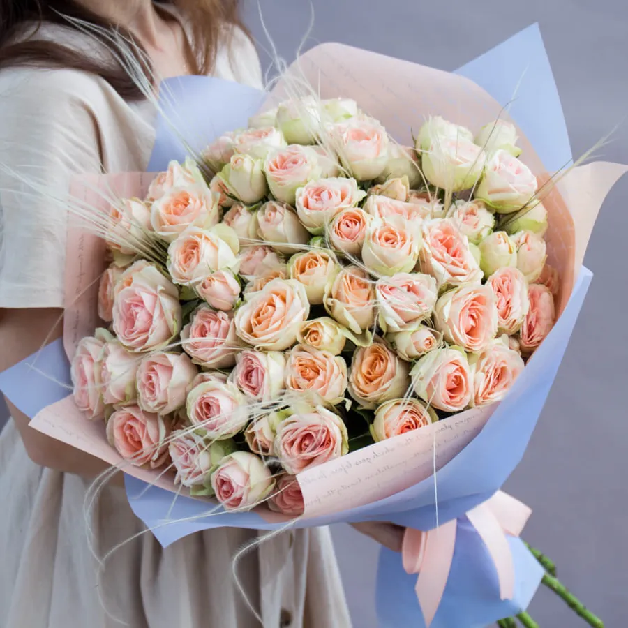 Монобукет кустовых роз "Кристи" №211