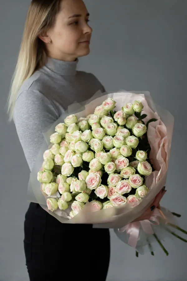 Монобукет кустовых роз Джелато №423