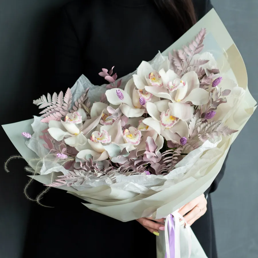 Монобукет "Муншайн орчид"  №320