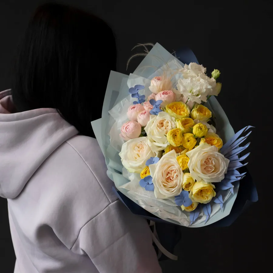 Авторский букет "Мелания"  №350