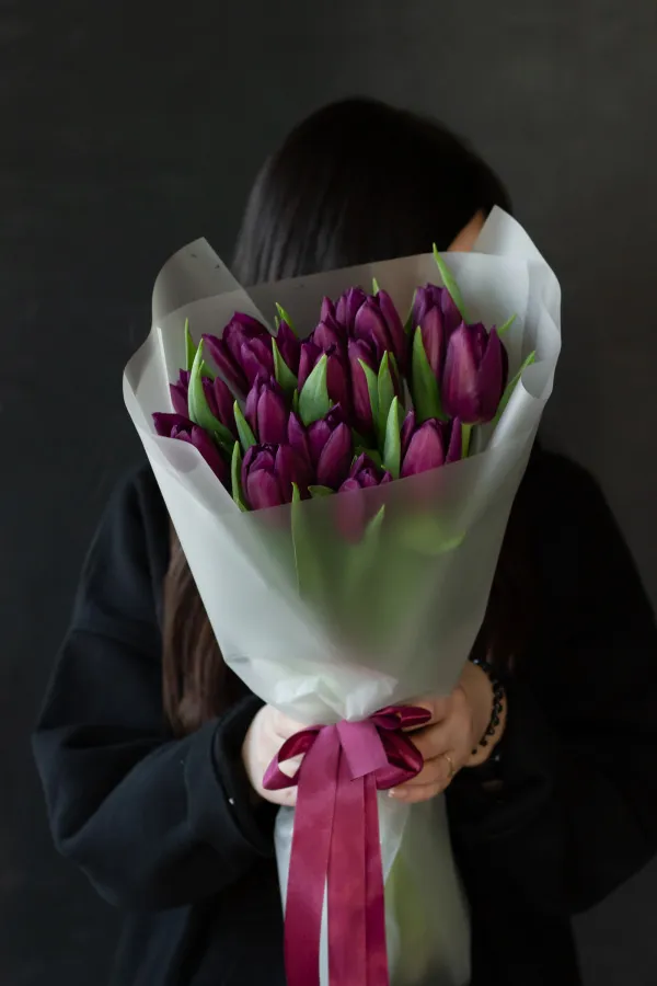 Монобукет фиолетовых тюльпанов №470