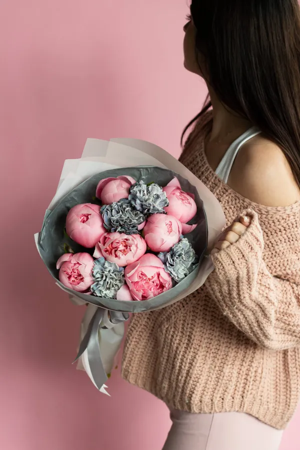 Дуобукет из пионов и гвоздик  №275