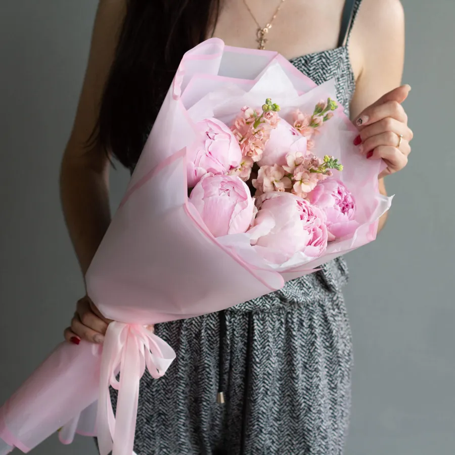 Дуобукет из пионов и матиолы  №259