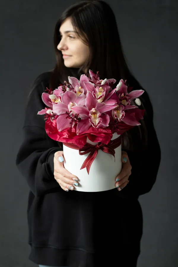 Авторская коробка из розовых орхидей  №876 Авторская коробка из розовых орхидей  №876