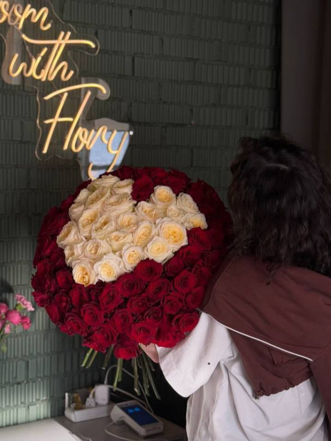 Дуобукет "101 роза сердце" №537