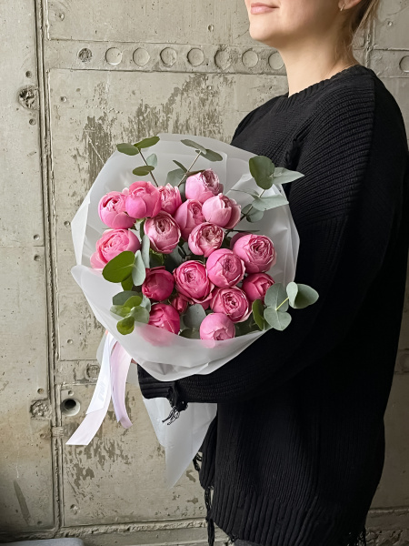 Монобукет пионовидных роз Сильвия Пинк №498