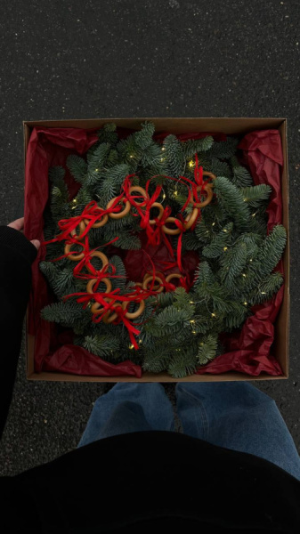 Трендовый венок с сушками