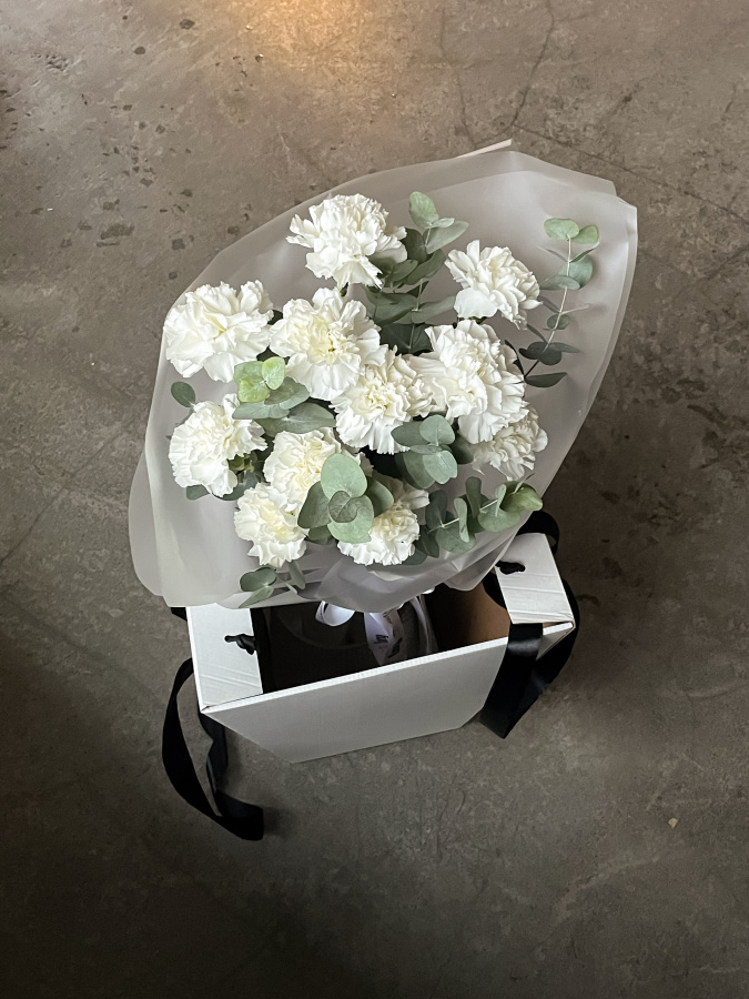 Монобукет белоснежных диантусов №488