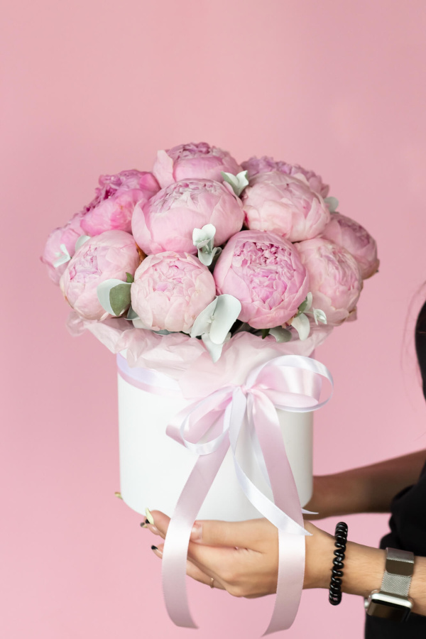 Коробка с пионами "Эвелина"  №869