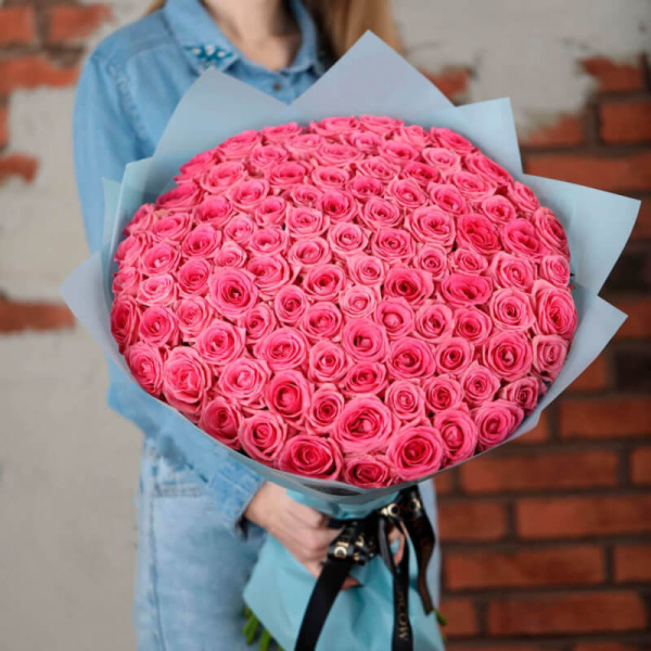 Букет из 101 розовой розы №228
