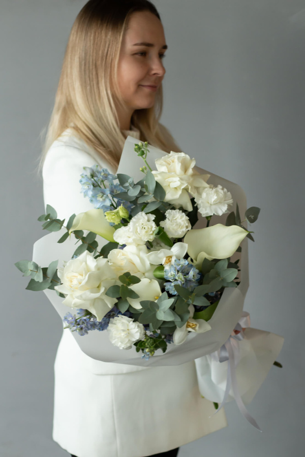 Авторский букет "Дельфин" №425