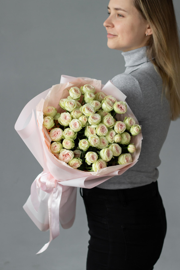 Монобукет кустовых роз Джелато №424