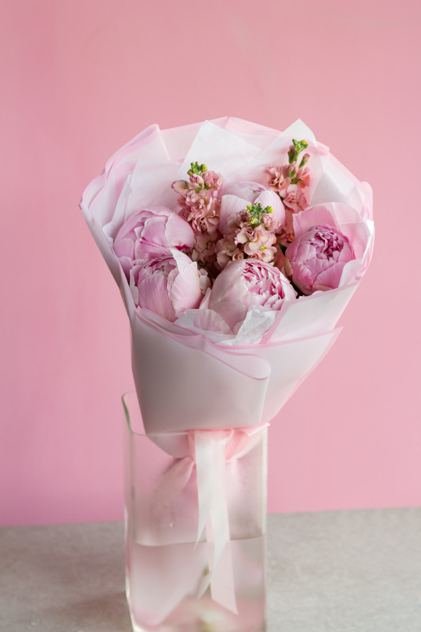 Дуобукет из пионов и матиолы  №259