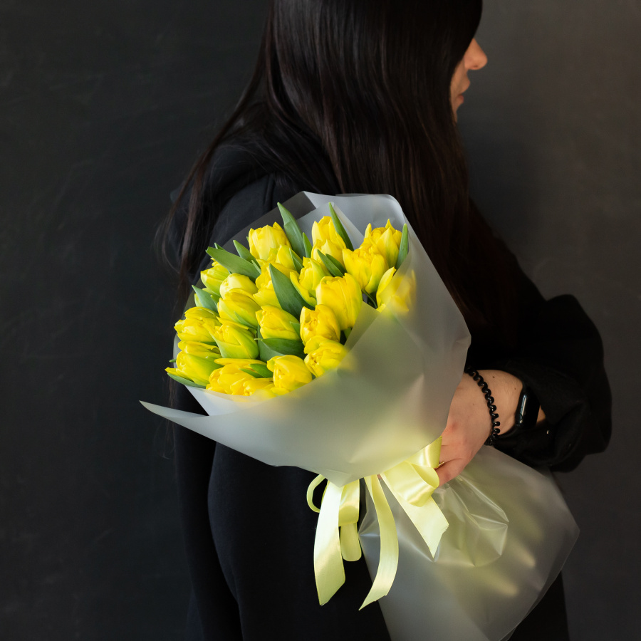 Монобукет пионовидных лимонных тюльпанов №467