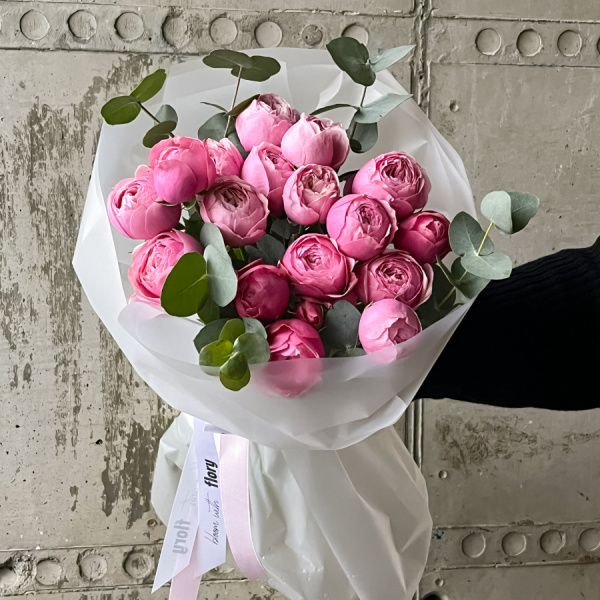 Монобукет пионовидных роз Сильвия Пинк №498